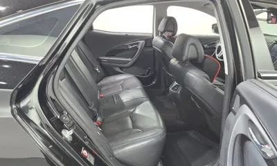 Hyundai Grandeur 2015, 111984 км, за 4569.53 USD - фото 12