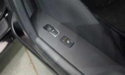 Hyundai Grandeur 2015, 111984 км, за 4569.53 USD - фото 19