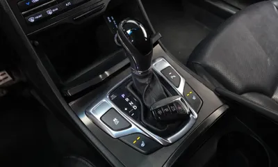 Hyundai Grandeur 2015, 145830 км, за 3224.76 USD - фото 9
