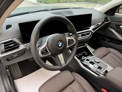 BMW 3 Series 2023, 27000 км, за 36860.27 USD - фото 11