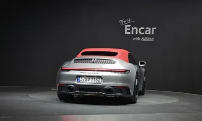 Porsche 911 2023, 9906 км, за 143773.24 USD