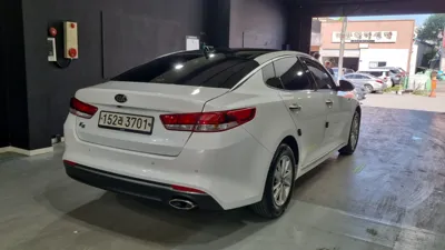 Kia K5 2016, 168175 км, за 4488.68 USD