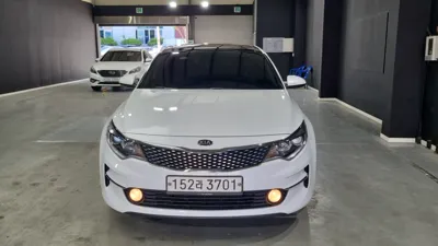 Kia K5 2016, 168175 км, за 4488.68 USD
