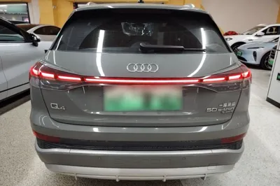 Audi Q4 e-tron 2022, 94400 км, за 19275 USD