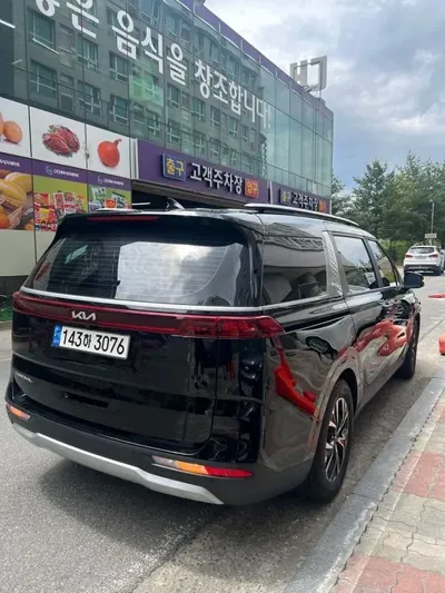 Kia Canival 2023, 41000 км, за 12008.86 USD - фото 6