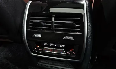 BMW X5 2023, 53966 км, за 45949.85 USD - фото 31