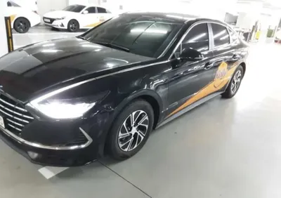 Hyundai Sonata 2023, 97818 км, за 3229.62 USD