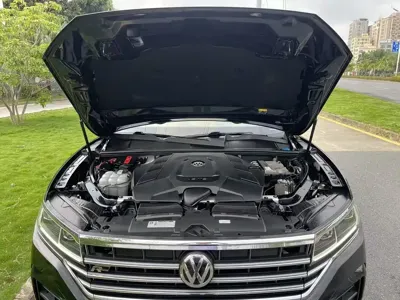 Volkswagen Touareg 2019, 100000 км, за 27741.12 USD - фото 9