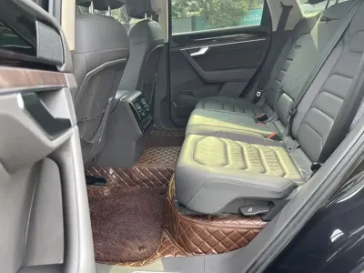 Volkswagen Touareg 2019, 100000 км, за 27741.12 USD - фото 12