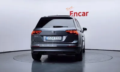 Volkswagen Tiguan 2020, 47092 км, за 14561.52 USD - фото 4