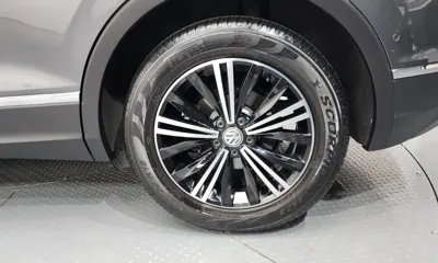 Volkswagen Tiguan 2020, 47092 км, за 14561.52 USD - фото 21