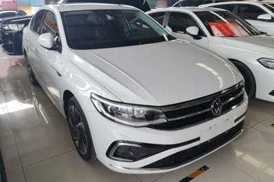 Volkswagen Bora 2023, 29700 км, за 14475 USD
