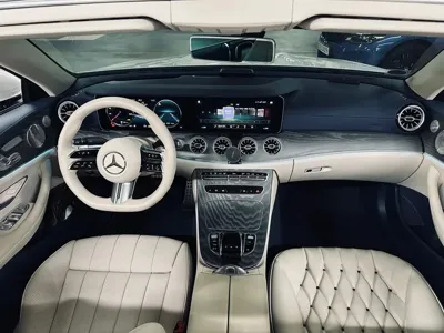 Mercedes-Benz E-Class 2023, 7316 км, за 43585.78 USD - фото 7