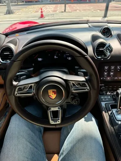 Porsche 718 2022, 32000 км, за 60876.99 USD