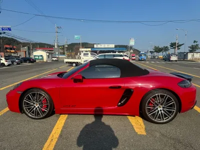 Porsche 718 2022, 32000 км, за 60416.97 USD - фото 6