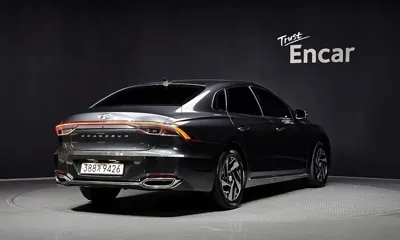 Hyundai Grandeur 2023, 118428 км, за 13326.39 USD