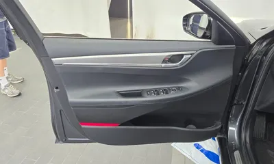 Hyundai Grandeur 2023, 118428 км, за 13326.39 USD - фото 24