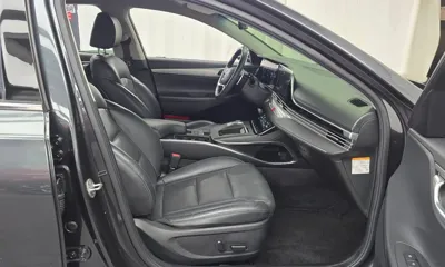 Hyundai Grandeur 2023, 118428 км, за 13326.39 USD - фото 26