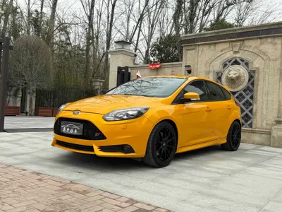 Ford Focus (Import) · 2014 год