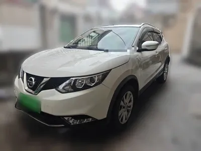Nissan Qashqai 2016, 61000 км, за 5591.42 USD