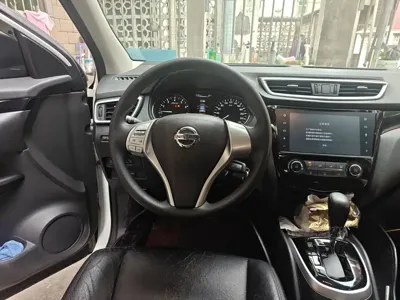Nissan Qashqai 2016, 61000 км, за 5591.42 USD