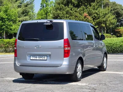 Hyundai Starex 2019, 129301 км, за 8790.78 USD