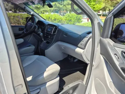 Hyundai Starex 2019, 129301 км, за 8790.78 USD - фото 8