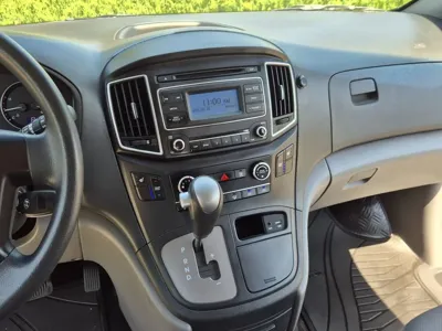 Hyundai Starex 2019, 129301 км, за 8790.78 USD - фото 12