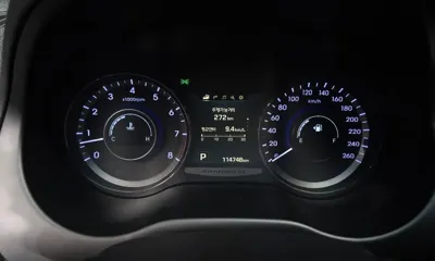 Hyundai Grandeur 2015, 114748 км, за 4560.26 USD - фото 8