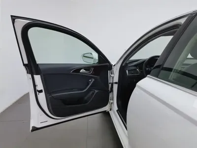 Audi A6L 2015, 149300 км, за 8233.8 USD - фото 8