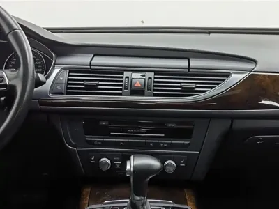 Audi A6L 2015, 149300 км, за 8233.8 USD - фото 12