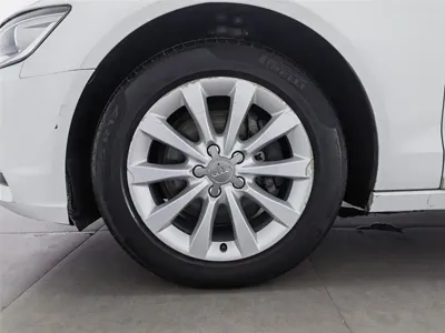 Audi A6L 2015, 149300 км, за 8233.8 USD - фото 17