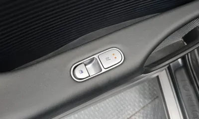 Hyundai Ioniq6 2023, 24594 км, за 22187.21 USD - фото 27