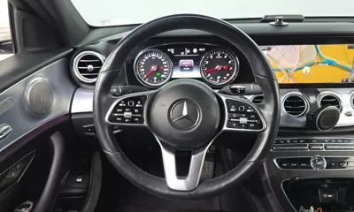 Mercedes-Benz E-Class 2020, 76348 км, за 14769.59 USD - фото 13