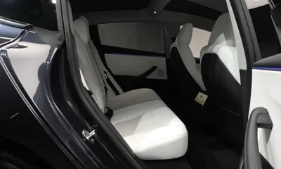 Tesla Model 3 2025, 18402 км, за 30341.11 USD - фото 11