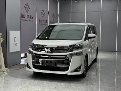 Toyota Vellfire · 2022 год