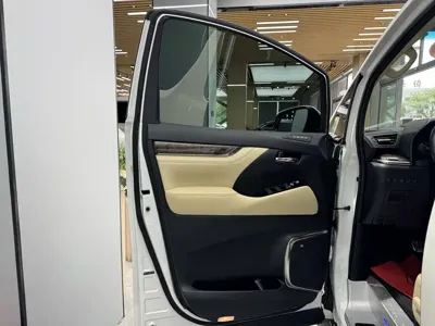 Toyota Vellfire 2022, 84000 км, за 76199.23 USD - фото 10