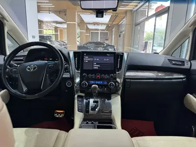 Toyota Vellfire 2022, 84000 км, за 76199.23 USD - фото 17