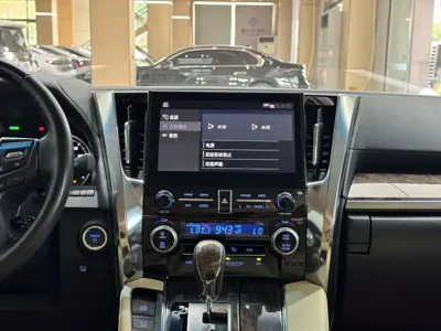 Toyota Vellfire 2022, 84000 км, за 76199.23 USD - фото 20