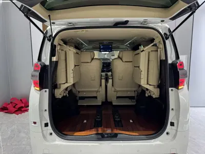 Toyota Vellfire 2022, 84000 км, за 76199.23 USD - фото 26