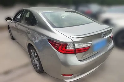 Lexus ES 2015, 180800 км, за 17568 USD - фото 6