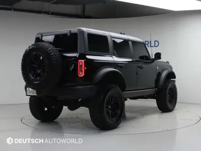 Ford Bronco 2023, 2625 км, за 48469.6 USD