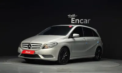 Mercedes-Benz B-Class · 2013 год
