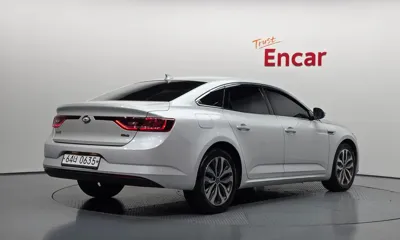 Renault-KoreaSamsung SM6 2016, 149890 км, за 2822.63 USD