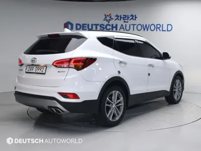 Hyundai Santafe 2016, 131866 км, за 8467.9 USD