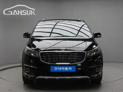 Kia Canival 2016, 166982 км, за 4588.42 USD