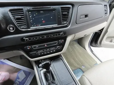 Kia Canival 2016, 166982 км, за 4588.42 USD - фото 9