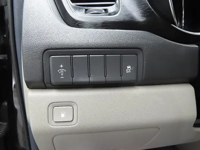 Kia Canival 2016, 166982 км, за 4588.42 USD - фото 17