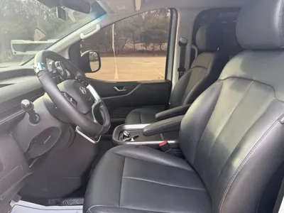 Hyundai Staria 2025, 39114 км, за 19036.37 USD - фото 6
