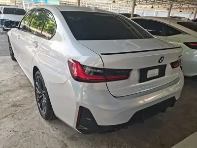 BMW 3 Series 2023, 50000 км, за 24984.8 USD - фото 9
